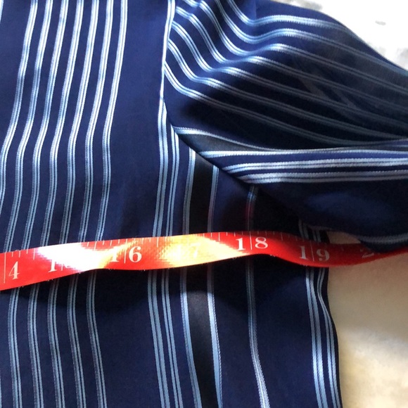 Jones New York 8P Silk blouse - Picture 3 of 5